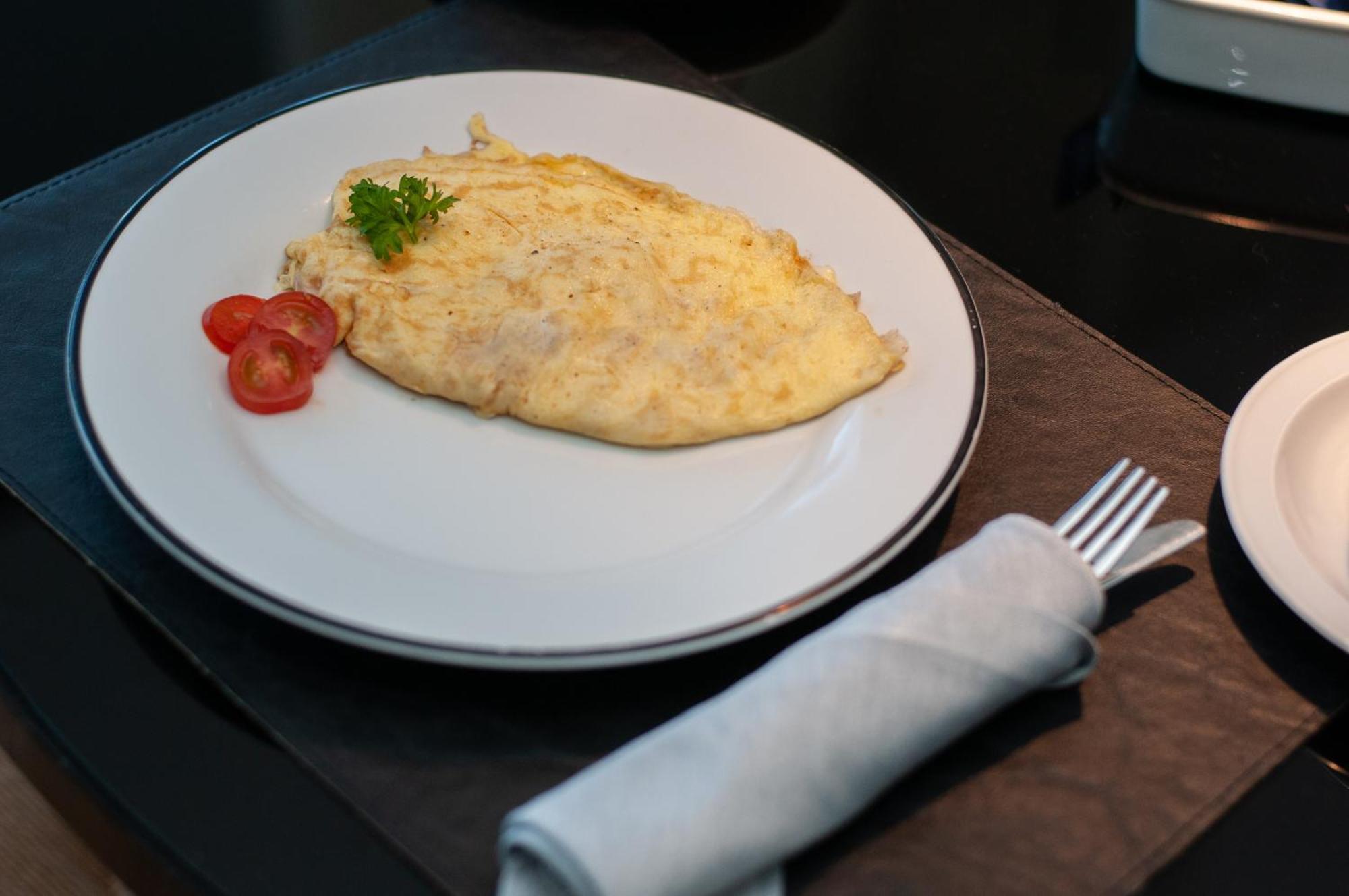Sls Buenos Aires Puerto Madero Hotel ภายนอก รูปภาพ An omelette